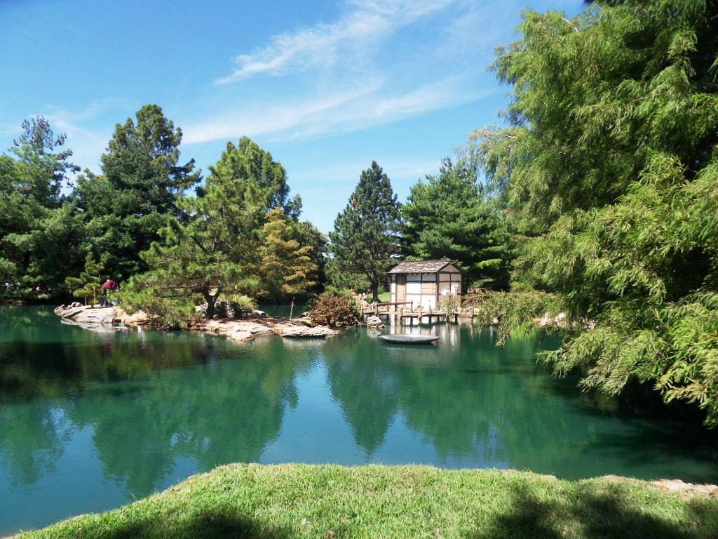 Mizumoto Japanese Stroll Garden