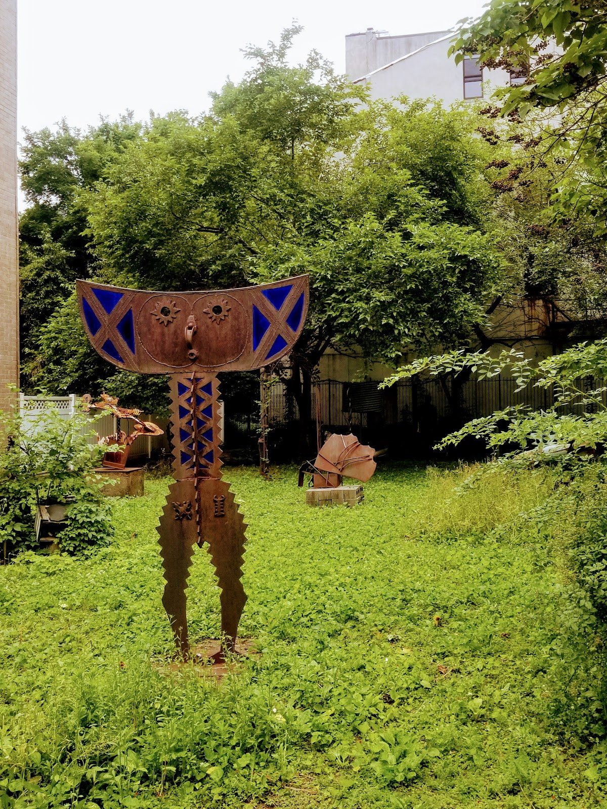 Kenkeleba House Garden