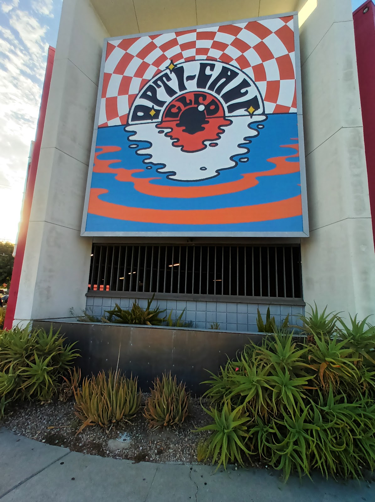 Public Art "La Brea"